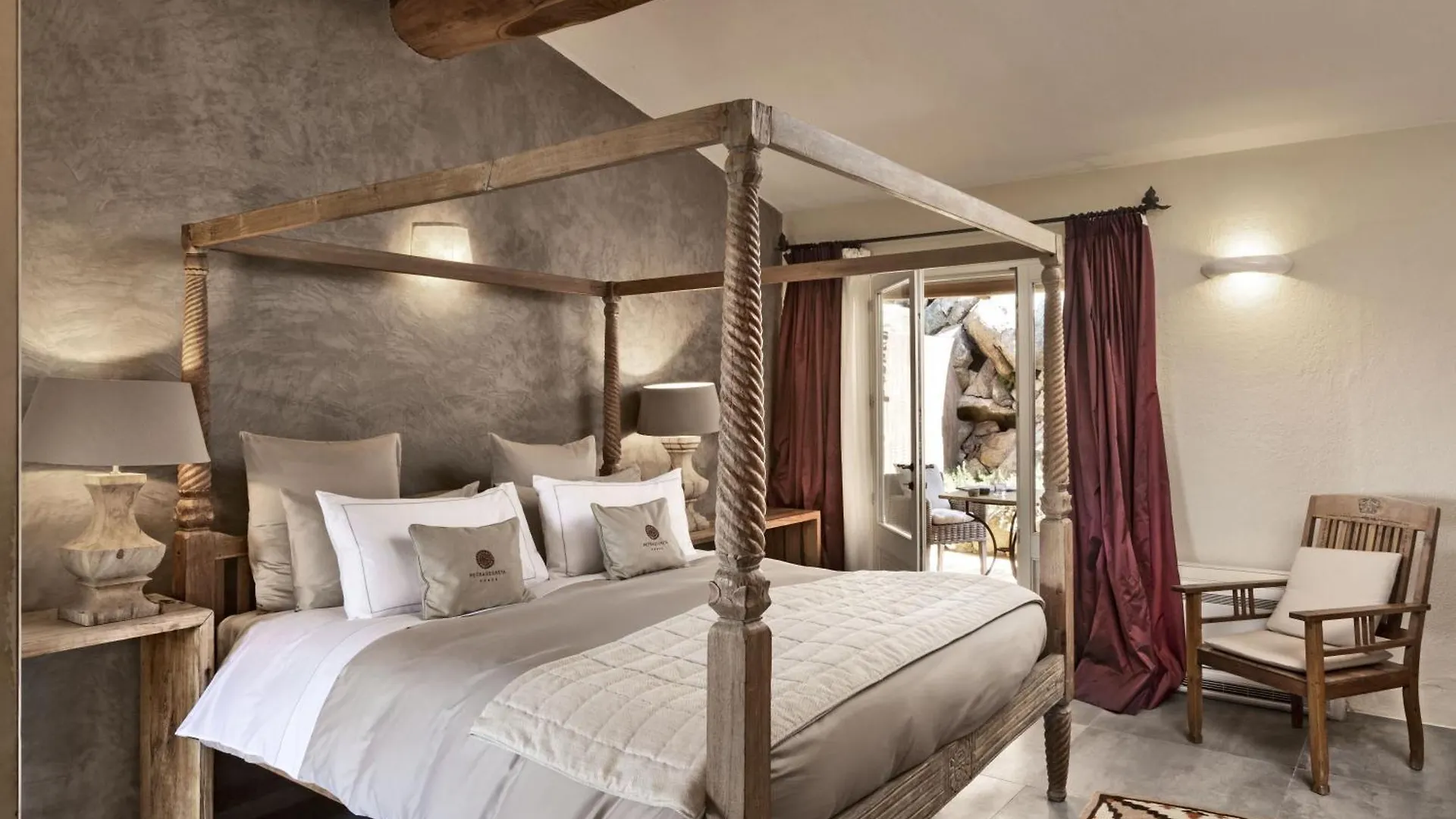 Petra Segreta Resort & Spa San Pantaleo 5*,