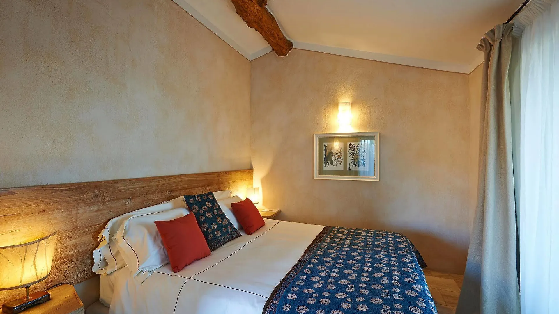 Petra Segreta Resort & Spa San Pantaleo 5*,